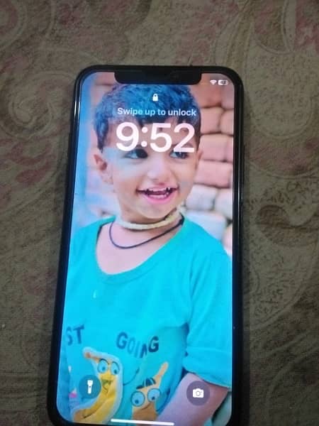 I phone xs 256 gb with box panel change BH79  1 years penal warranty 2
