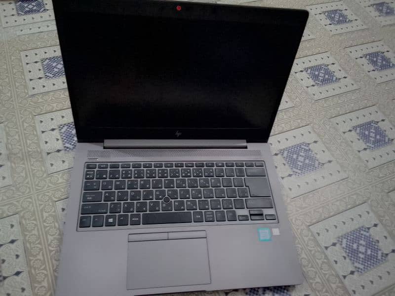 Hp Zbook 14uG5 i7 8 Generation 1