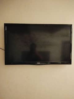 led haier 32" luch condition for sell