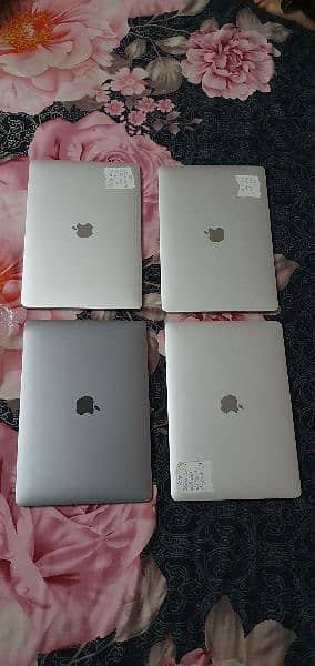 Apple Macbook Pro A1989 with 512GB 2