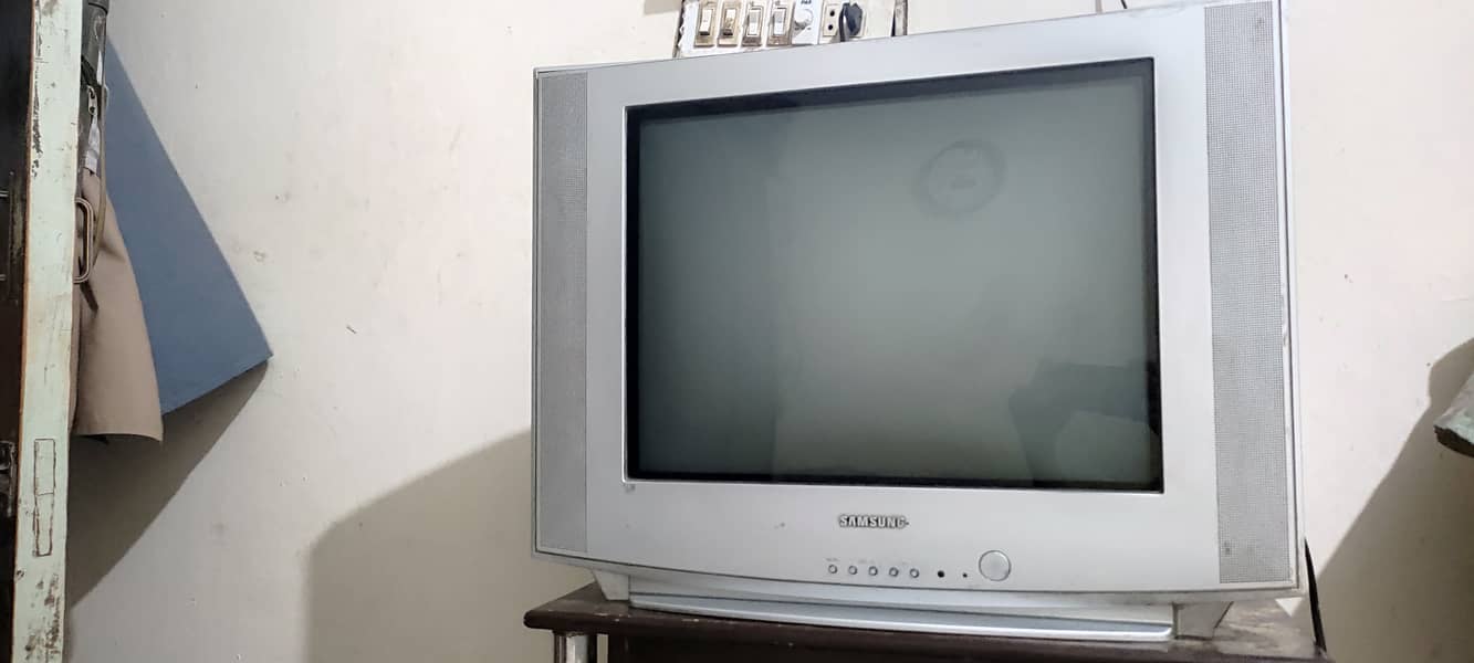 Samsung flat screen TV for sale good condition 0