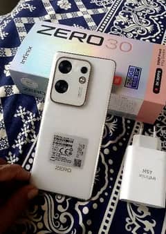 Infinix ZERO 30. .