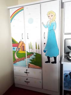 Kids 3 door wardrobe