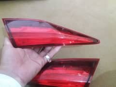 HONDA CIVIC TRUNK TAIL LIGHTS. . . . LEFT & RIGHT. . . . 10/10 CONDITION