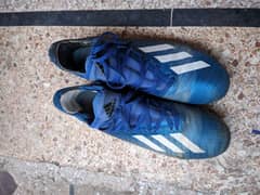 Adidas grippers football shoes