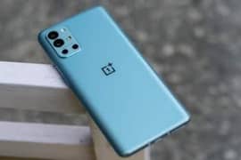 oneplus 9r 12/256gb 10/10 only call please