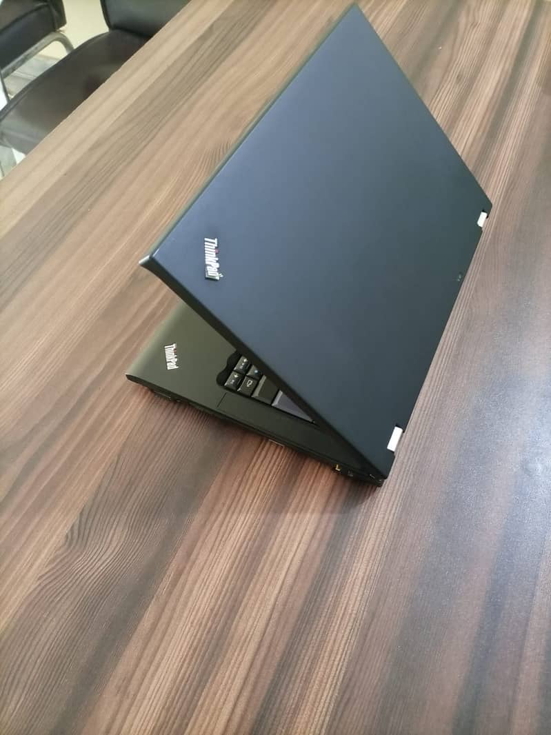 Lenovo Thinkpad Core i5 1st Gen 4GB Ram 250GB HDD 7200 Rpm 1