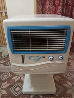 cooler in mint condition for sale