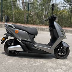 YADEA T5 2024 Scooty Bike Scooter Urgent sale