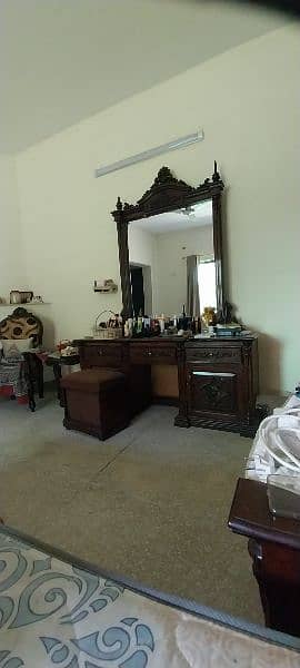 Double/King Sized Bed With 2 Side Tables,Dressing Table *With Matress 1