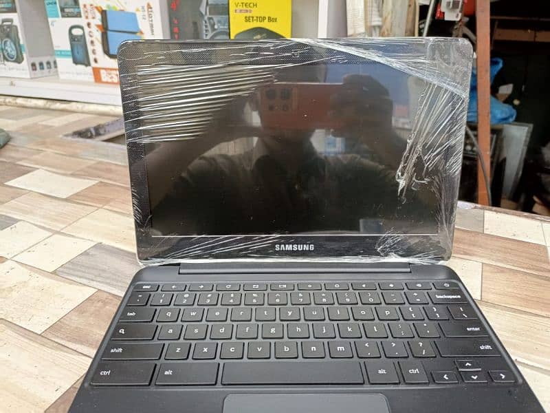 Samsung Windows Chromebook 4GB 16GB 1
