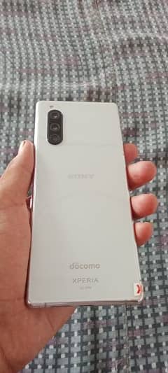 Sony Xperia 5