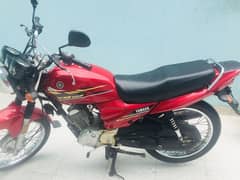 Yamaha 125z condition 10by10 tyre condition