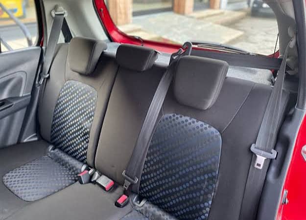 New Suzuki cultus rear back seat head rest wali. VXL vxr ags 1