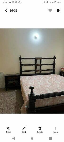 wooden bed in very good condition with 2 drawas 1