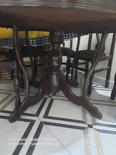 Round Dining Table with 6 Chairs [Wooden]