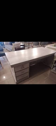 Executive  Table size 6ft *4ft in oak wood