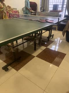 Large size table tennis Table. l for urgent sale call on 03325712706