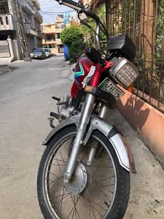 honda cd 70 in new condition