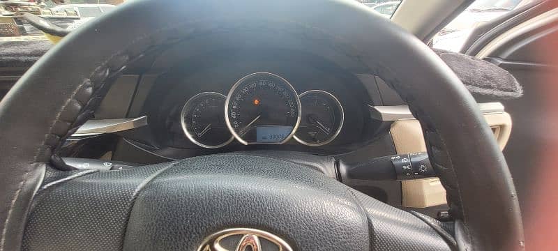 Toyota Corolla Altis 2016 4