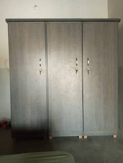 3 door cupboard