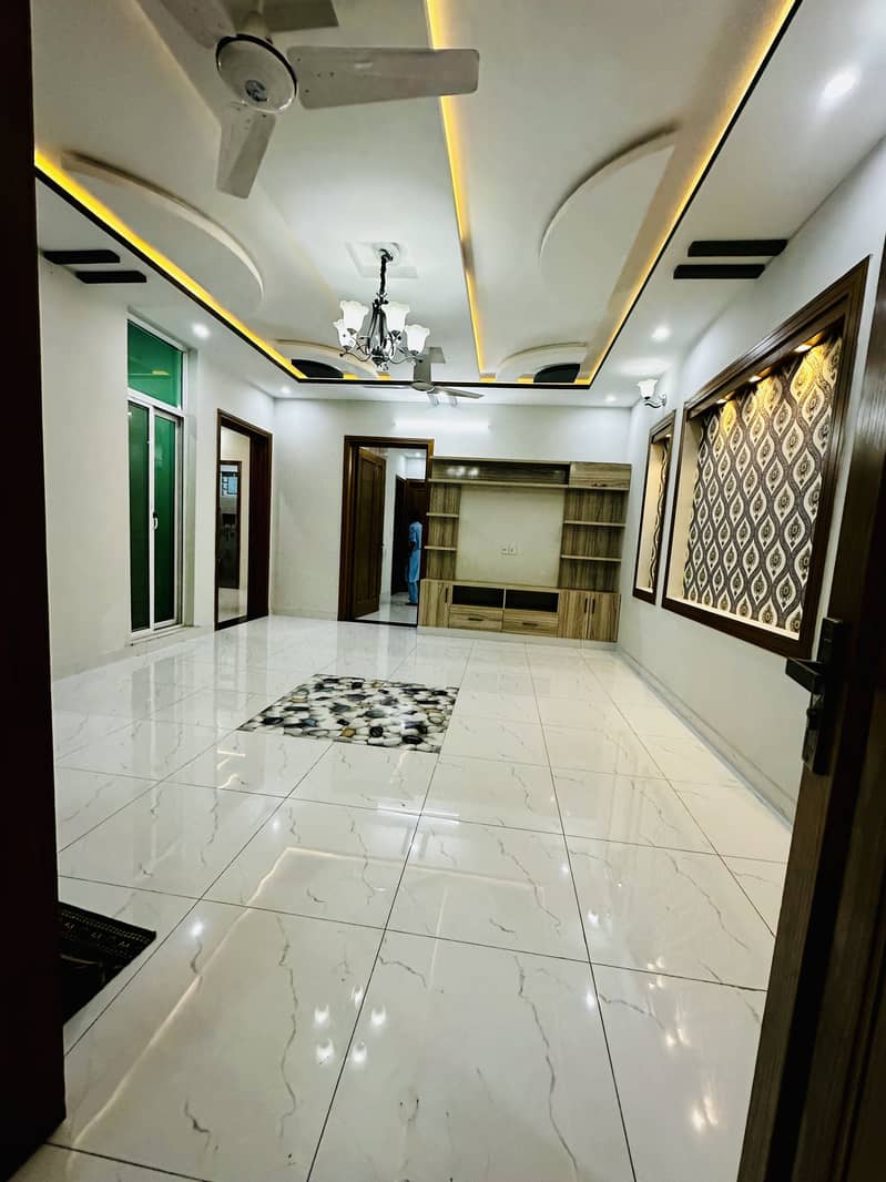 8 MARLA HOUSE FOR SALE IN BLOCK A FAISAL TOWN 0