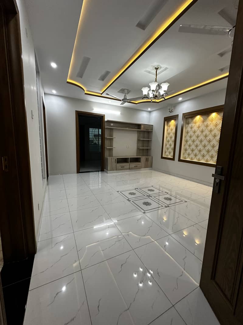 8 MARLA HOUSE FOR SALE IN BLOCK A FAISAL TOWN 18