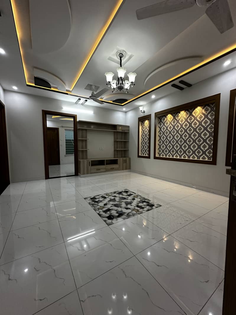 8 MARLA HOUSE FOR SALE IN BLOCK A FAISAL TOWN 26