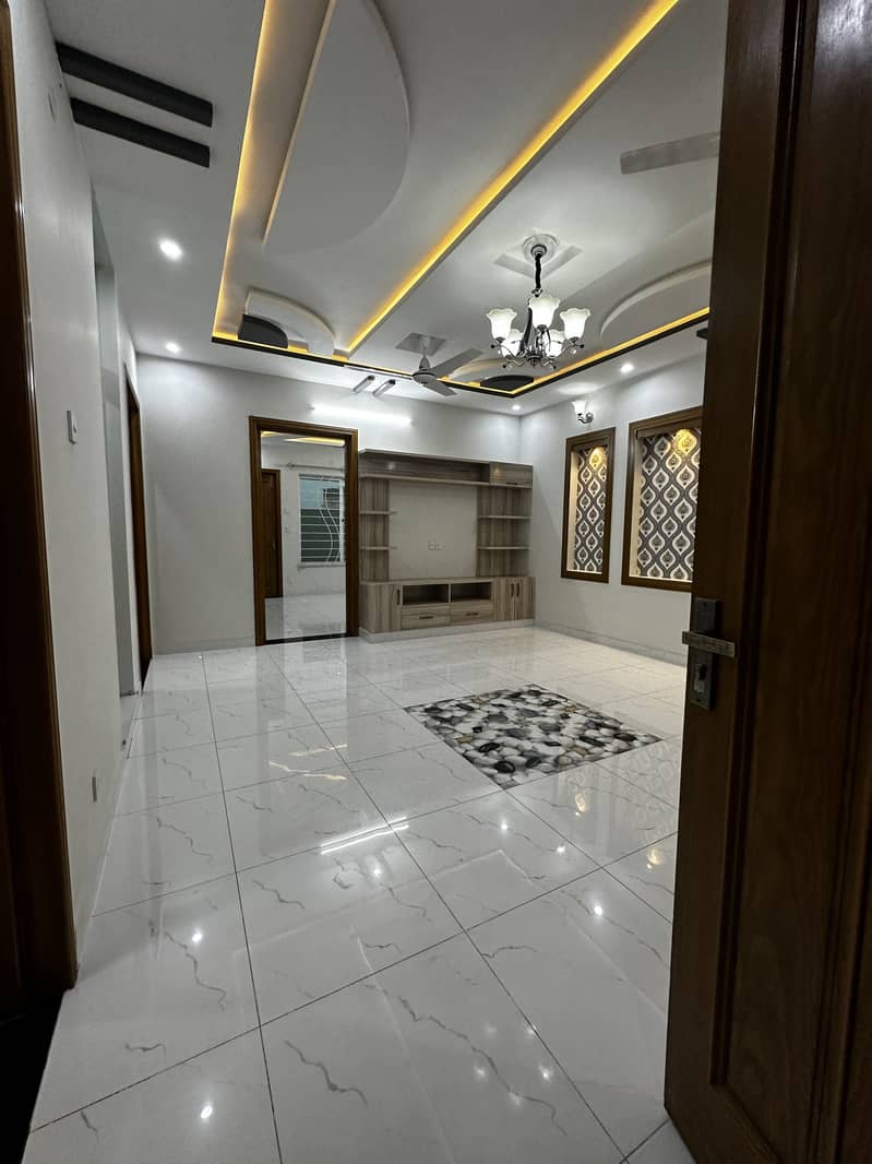 8 MARLA HOUSE FOR SALE IN BLOCK A FAISAL TOWN 27