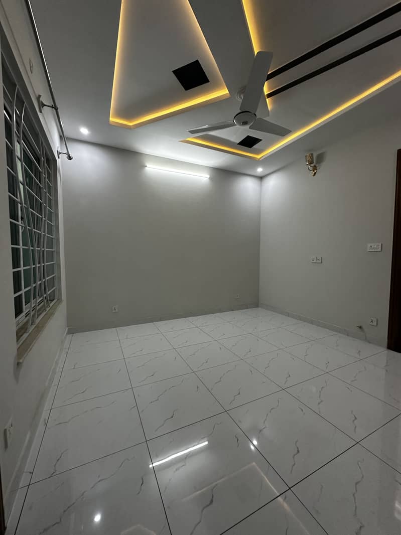 8 MARLA HOUSE FOR SALE IN BLOCK A FAISAL TOWN 28