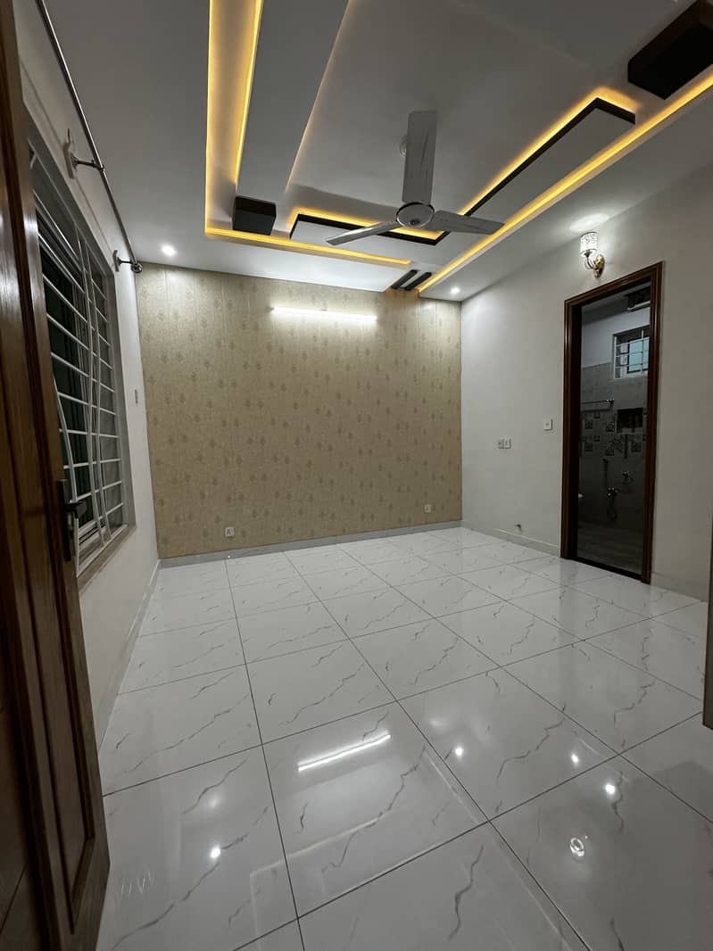 8 MARLA HOUSE FOR SALE IN BLOCK A FAISAL TOWN 40
