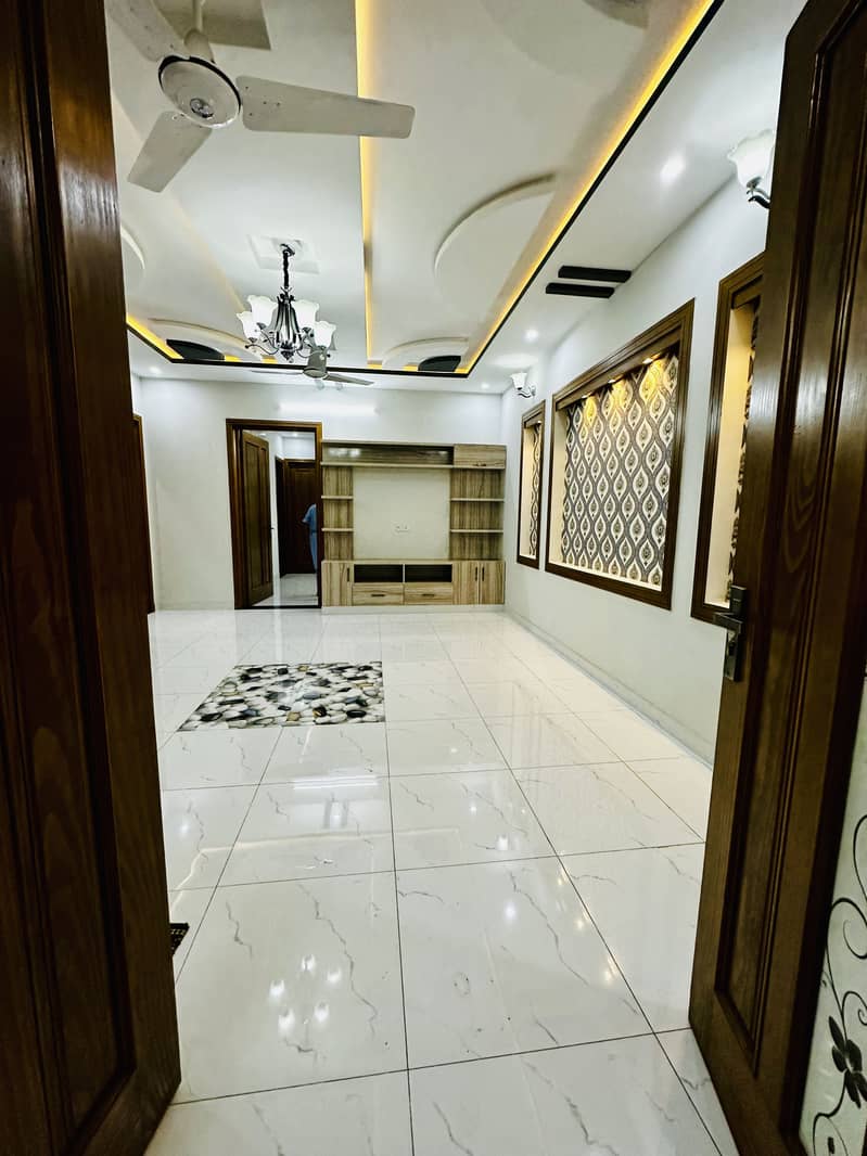 8 MARLA HOUSE FOR SALE IN BLOCK A FAISAL TOWN 45