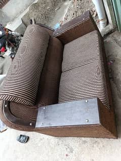 Sofa for saleee