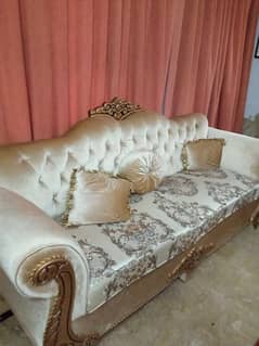 5 seater Golden Sofa set