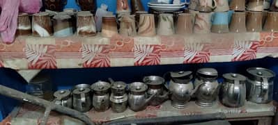 tea cups and tea pots