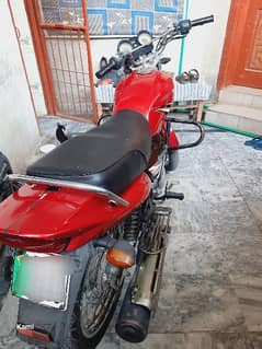 Yahama YB 125z (2018)