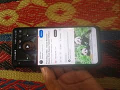 Infinix hot 10 all ok h bus finger ni chlta with box and adapter