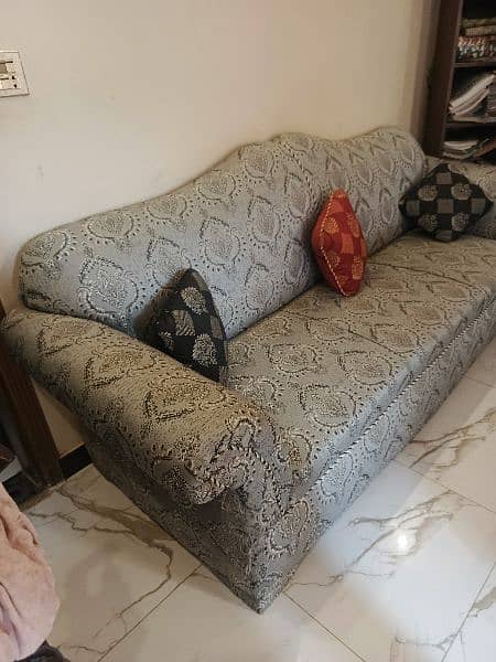 5 seater sofa original molty form 3