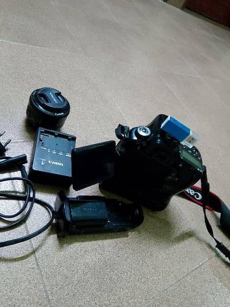 Dslr eos 60 d in new condition 5