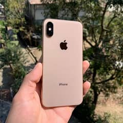 Iphone Xs Gold Color 10 by 10