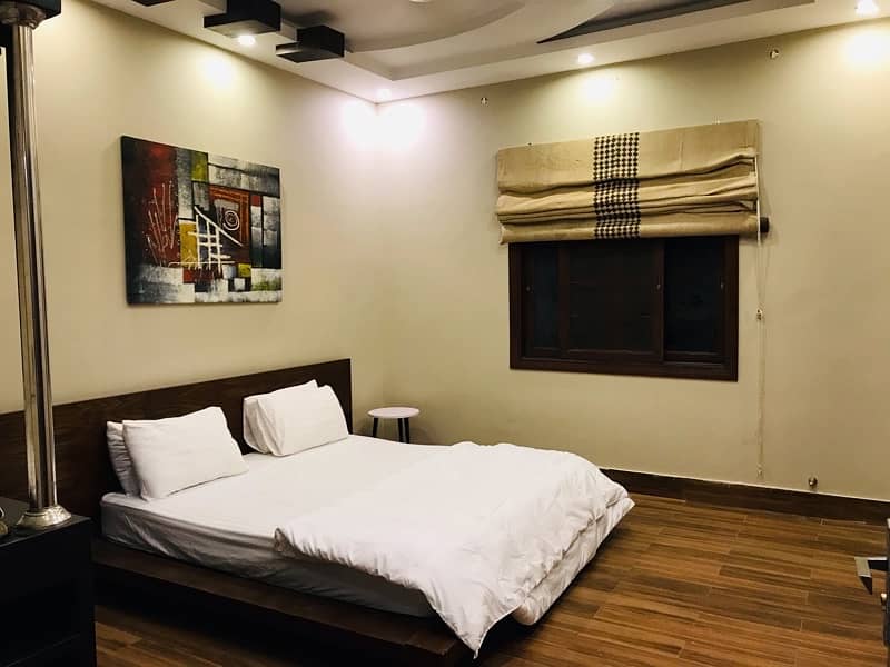 Couple room Unmarried Guest house secure 24h open 19