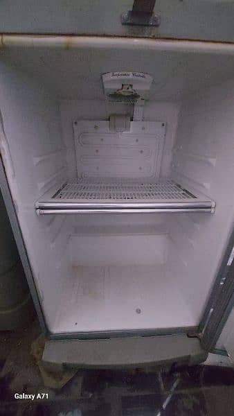 Refrigerator 7