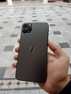 iphone 11 pro max /256GB LLA