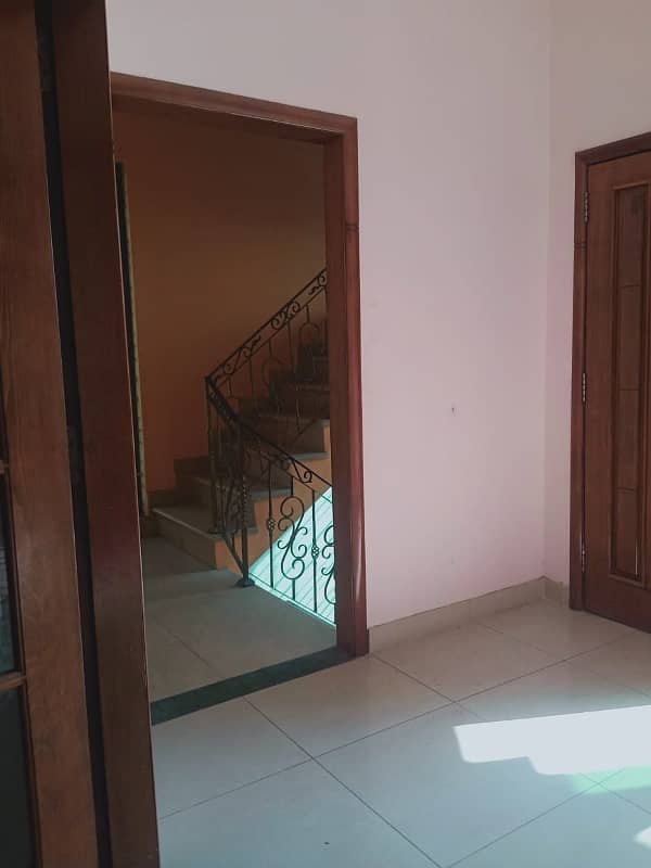 1 Kanal Upper Portion Available For Rent In NFC Phase 1 7