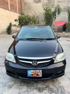 selling my Honda city idsi family used car