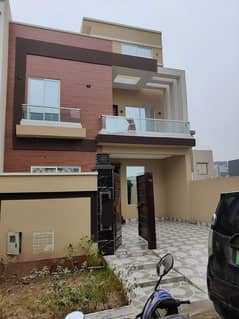 7 Marla Beautiful House Available For Rent In Lake City Sector M-7 Block -B