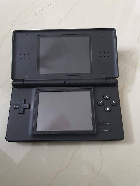 NINTENDO DS LITE 0