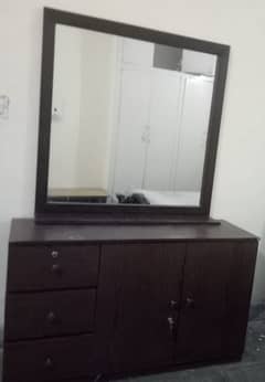 Dressing table with mirror