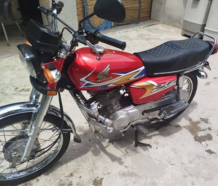 Motor Cycle Honda 125 0