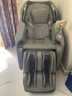 JC Buckman ElateUs 4D Massage Chair